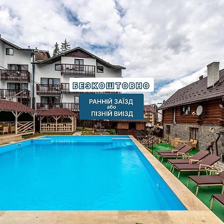 Hotel Марина à Bukovel Extérieur photo