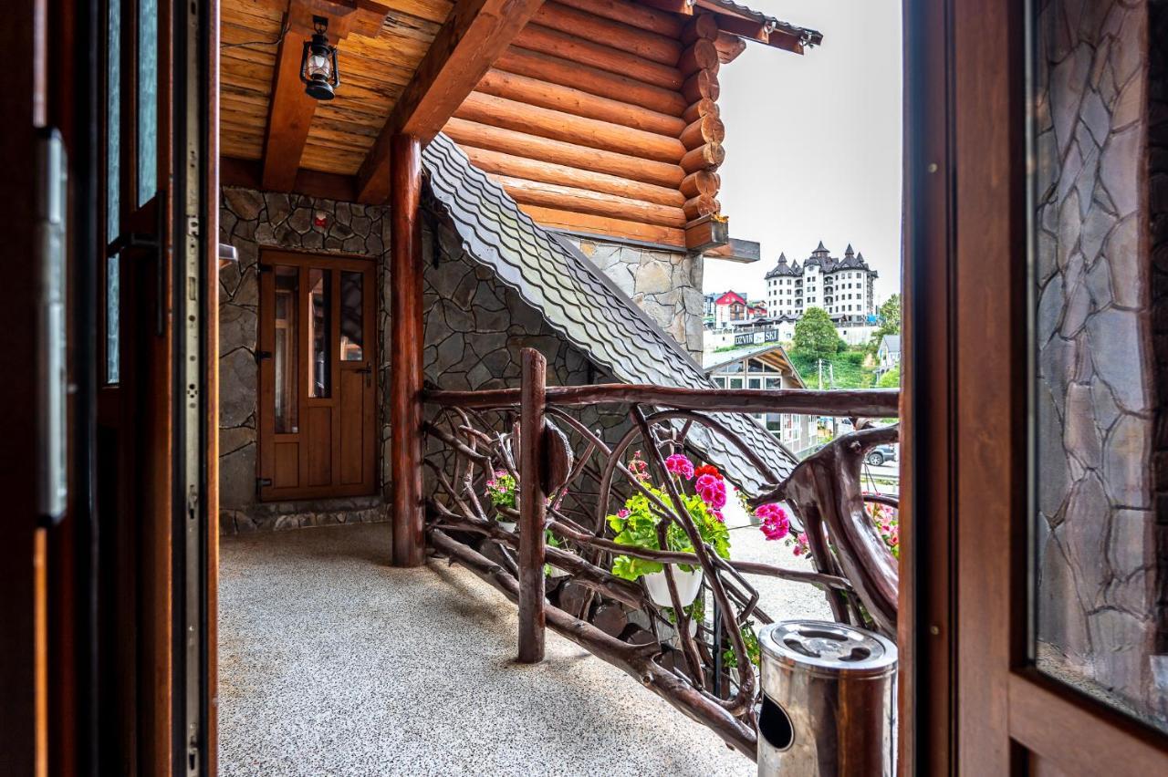 Hotel Марина à Bukovel Extérieur photo