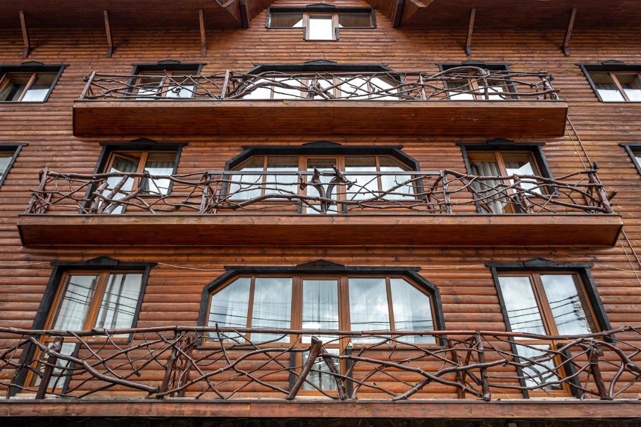 Hotel Марина à Bukovel Extérieur photo