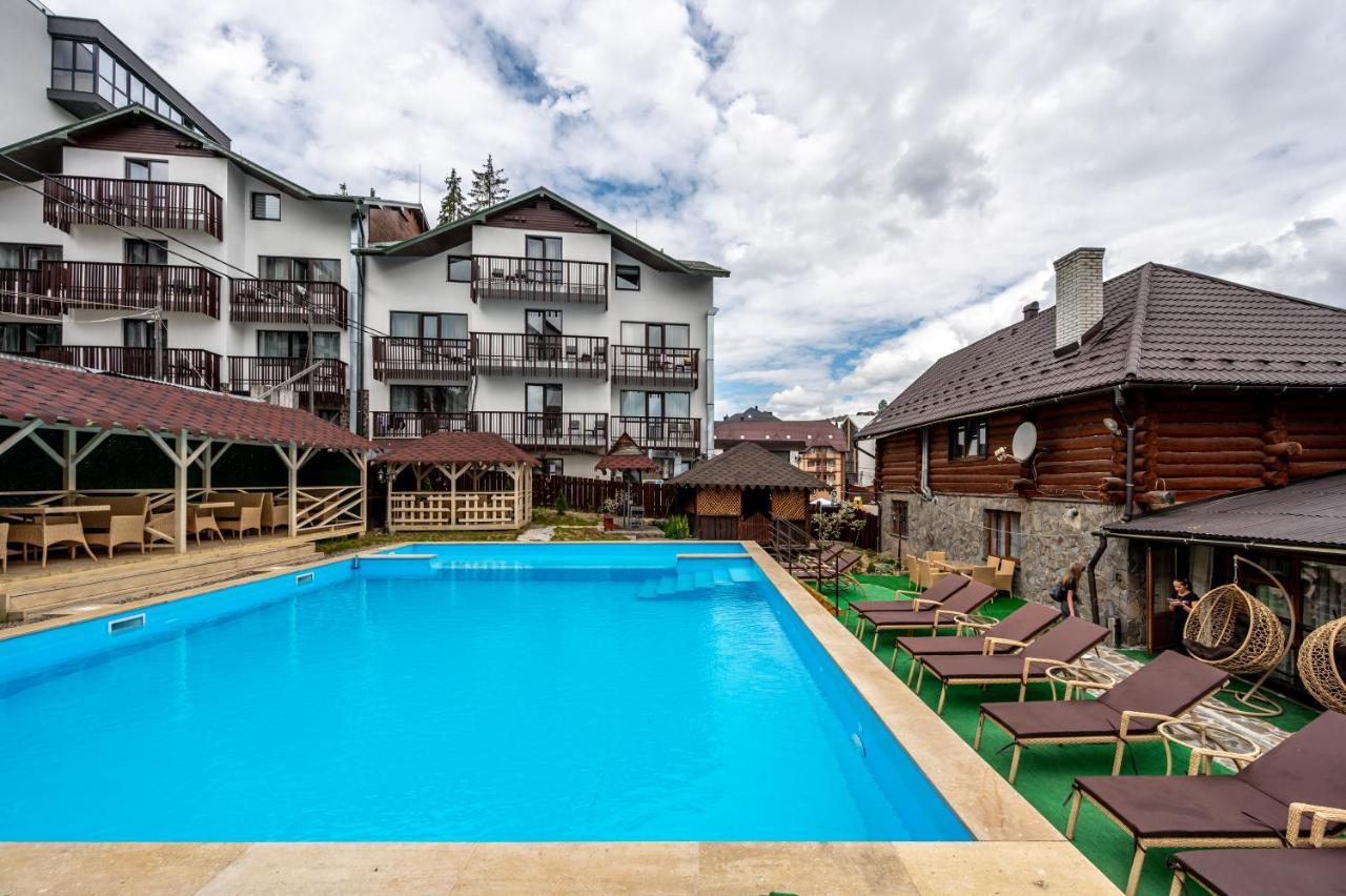 Hotel Марина à Bukovel Extérieur photo