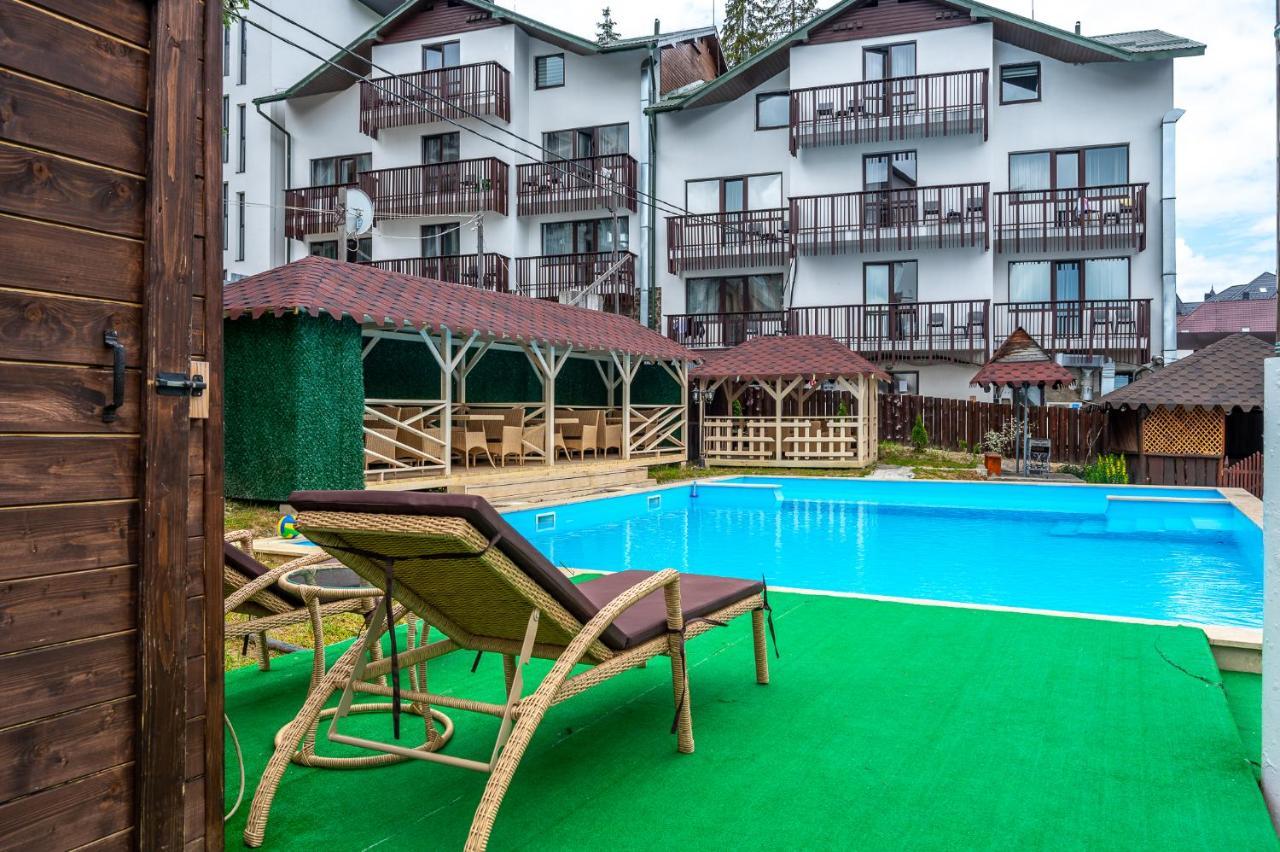 Hotel Марина à Bukovel Extérieur photo