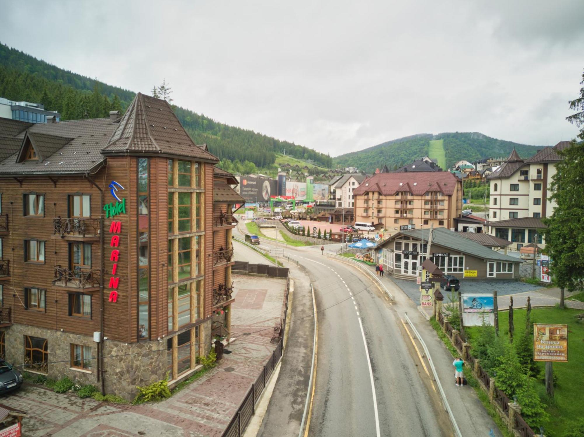 Hotel Марина à Bukovel Extérieur photo