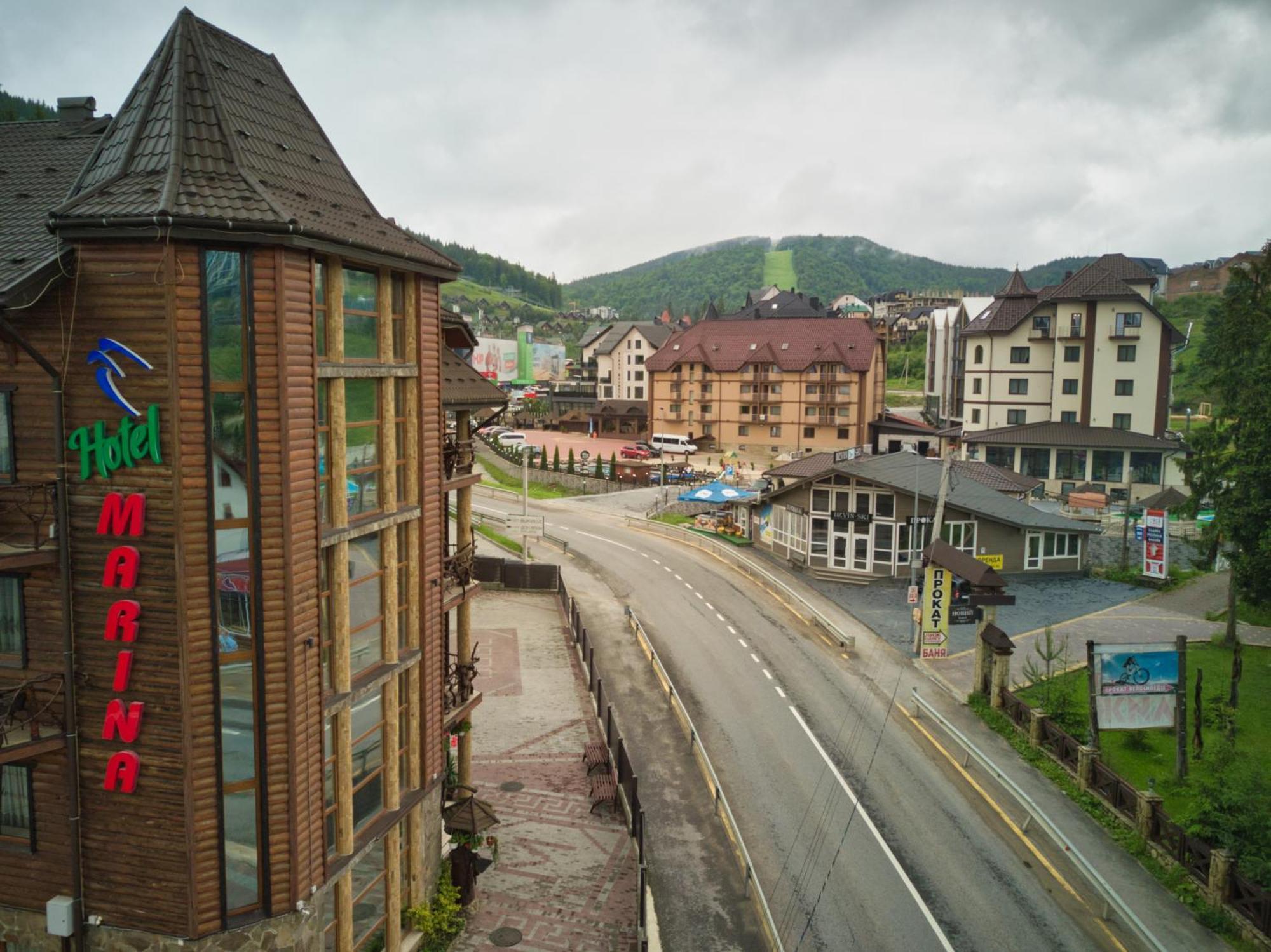 Hotel Марина à Bukovel Extérieur photo