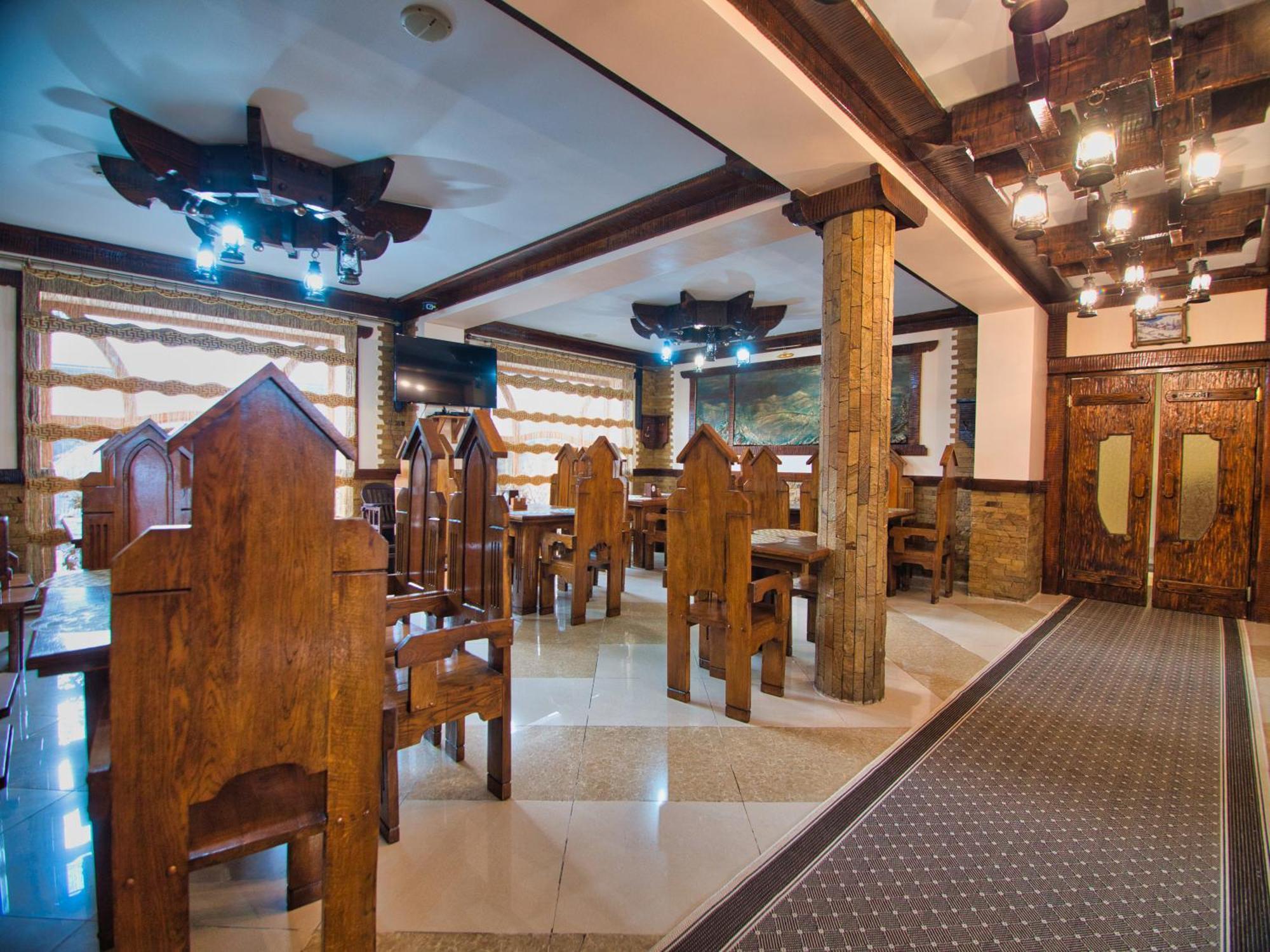 Hotel Марина à Bukovel Extérieur photo